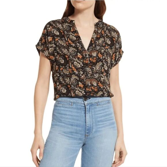 NWOT Treasure and Bond Allover Print Short Sleeve Top - Picture 1 of 7